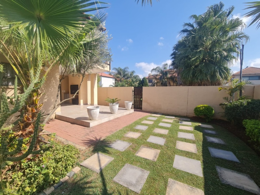 To Let 4 Bedroom Property for Rent in Melodie North West